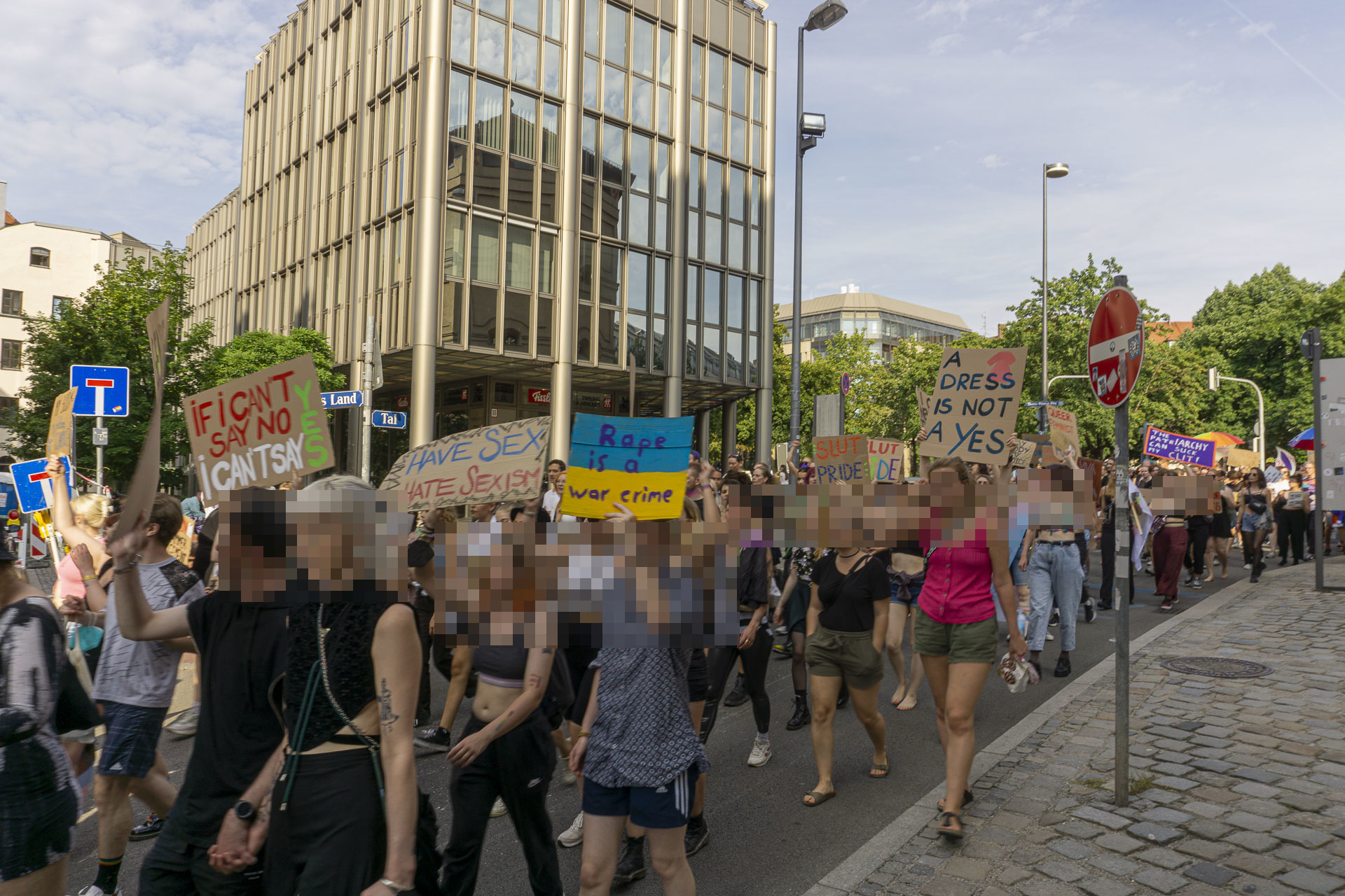 Demozug Slutwalk München 2022